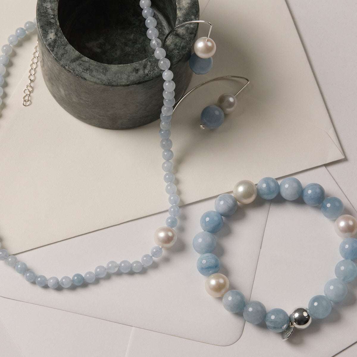Sunset Aquamarine & Pearl Stretch Bracelet