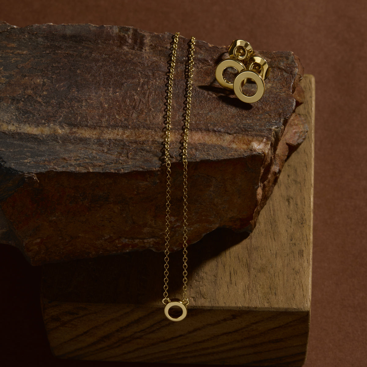 Sola Necklace