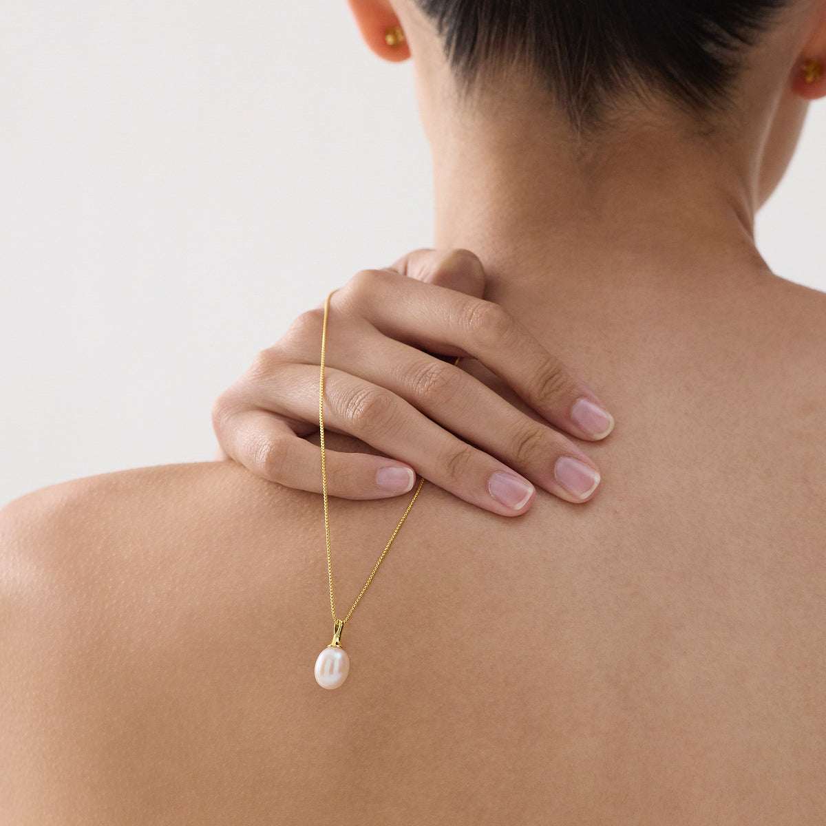 Isla Pearl Necklace