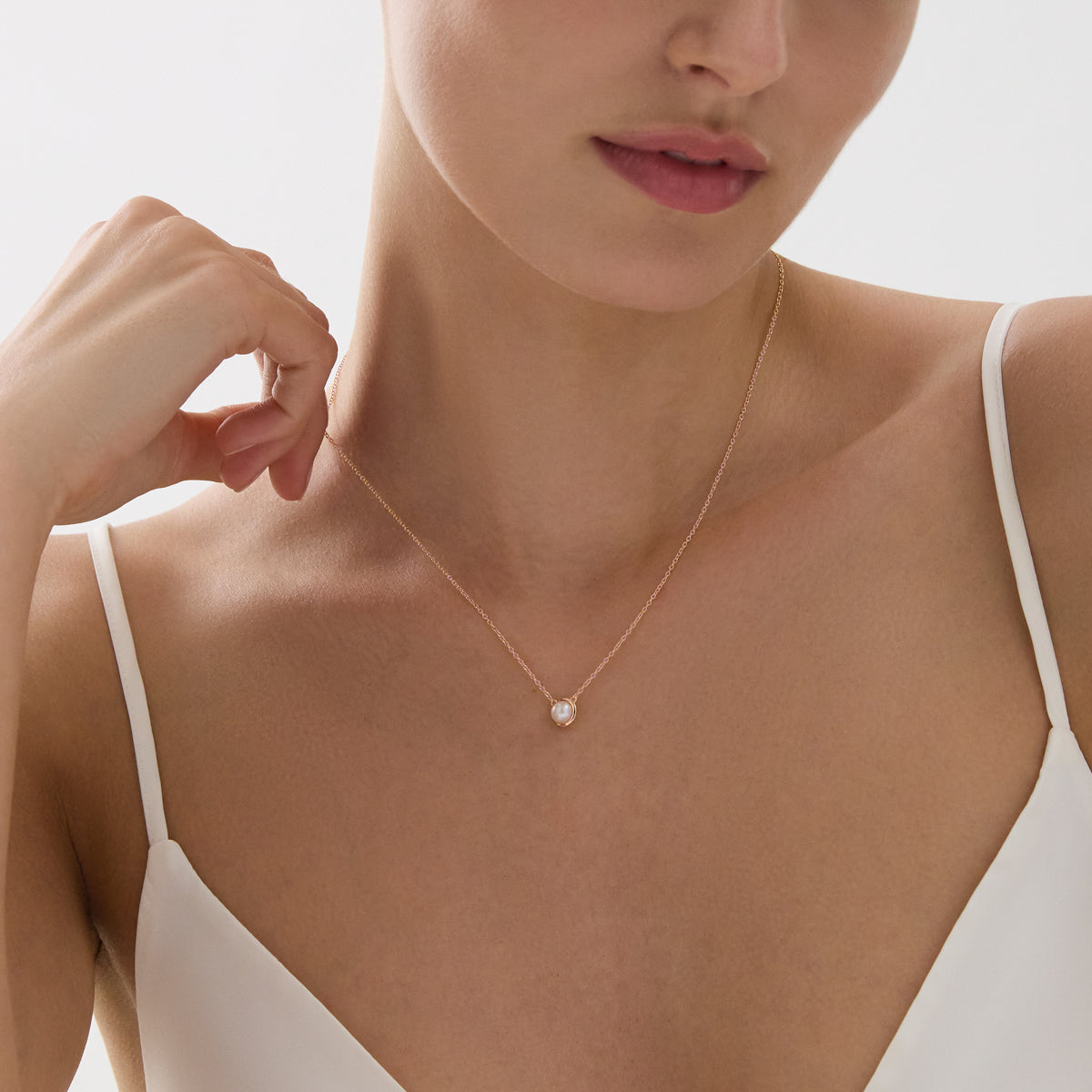 Moonbeam Pearl Necklace
