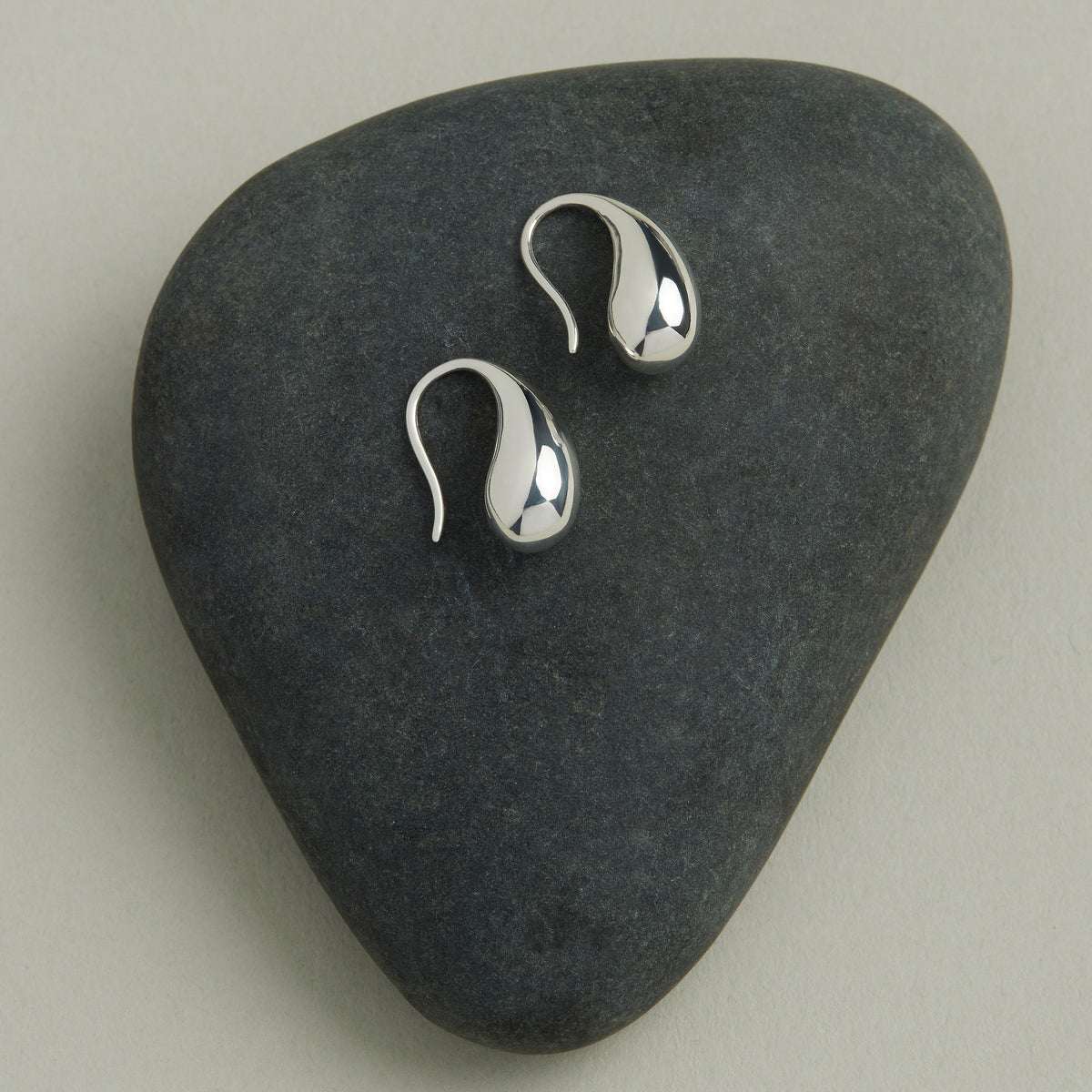 Eau Earrings