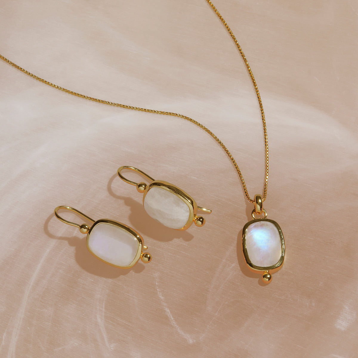 Fleur Rainbow Moonstone Pendant
