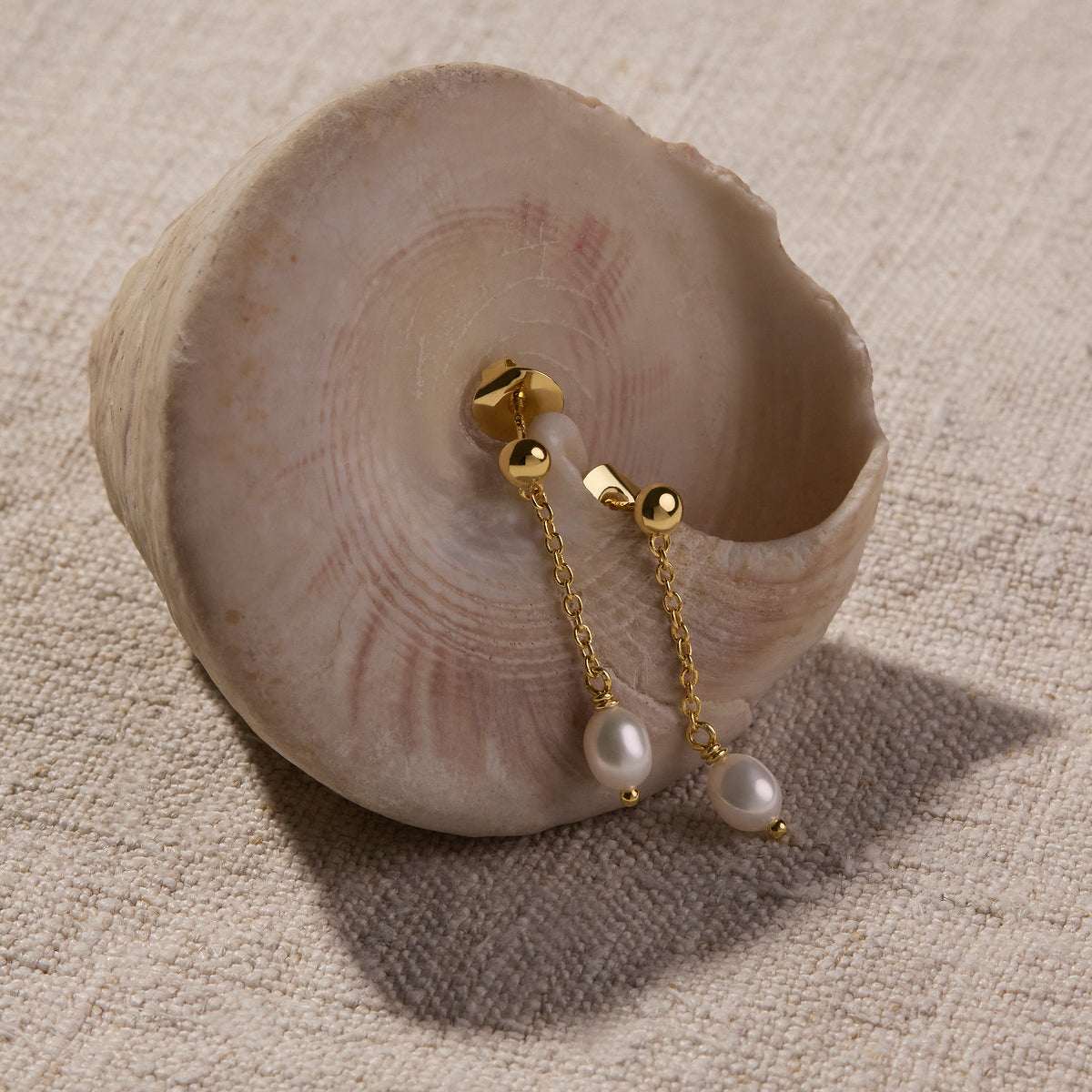 Tidal Whisper Single Pearl Earrings