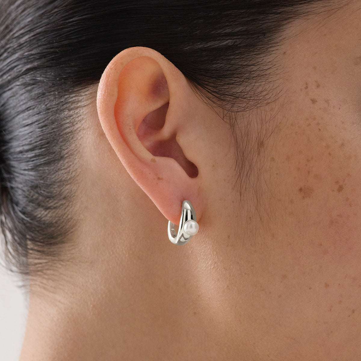 Tropica Pearl Earrings
