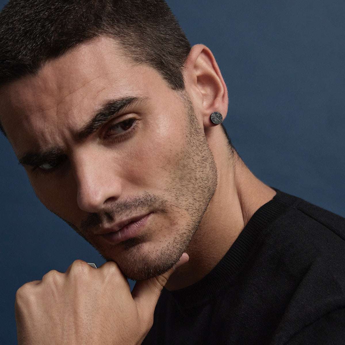 Torque Men's Reversible Earring