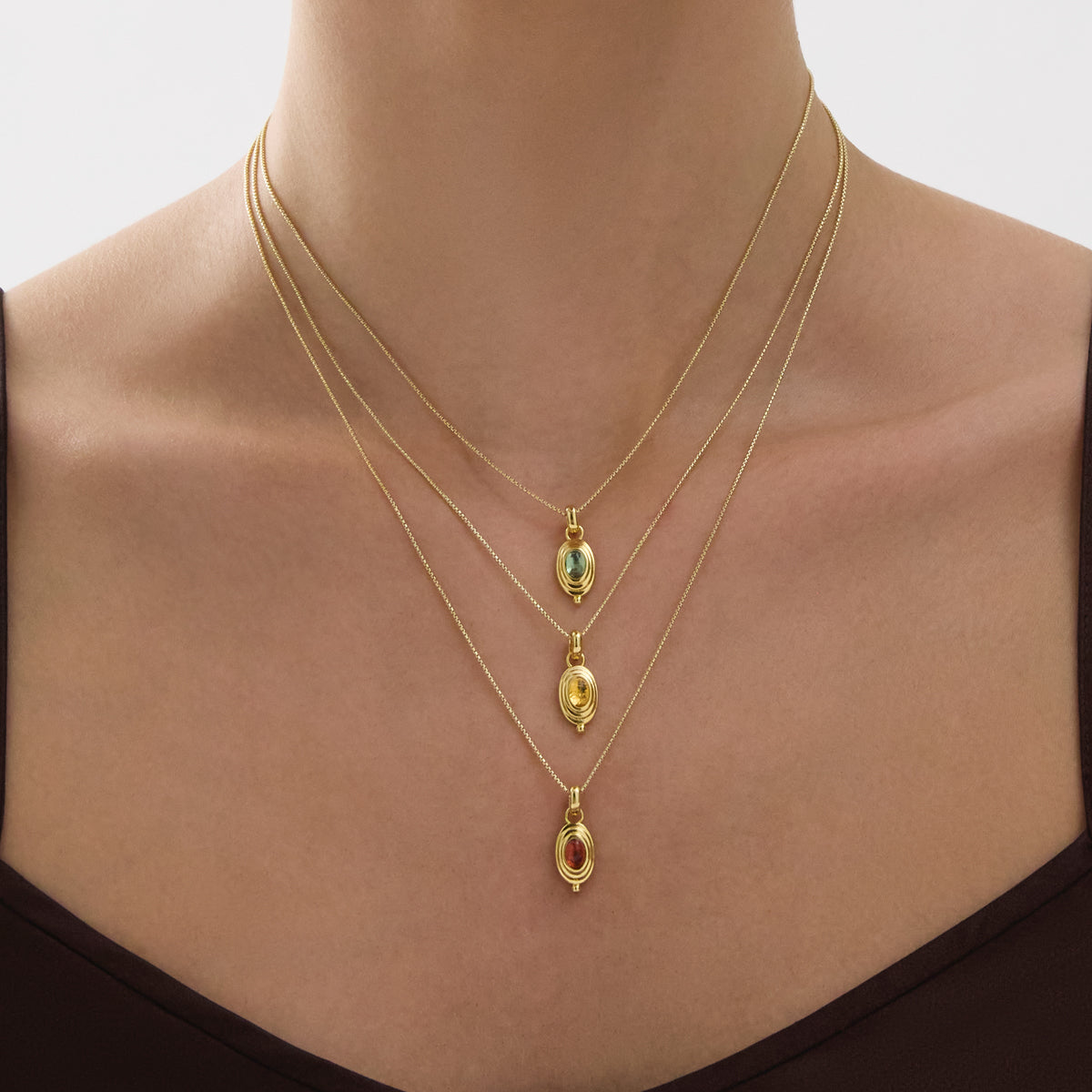 Horizon Garnet Necklace
