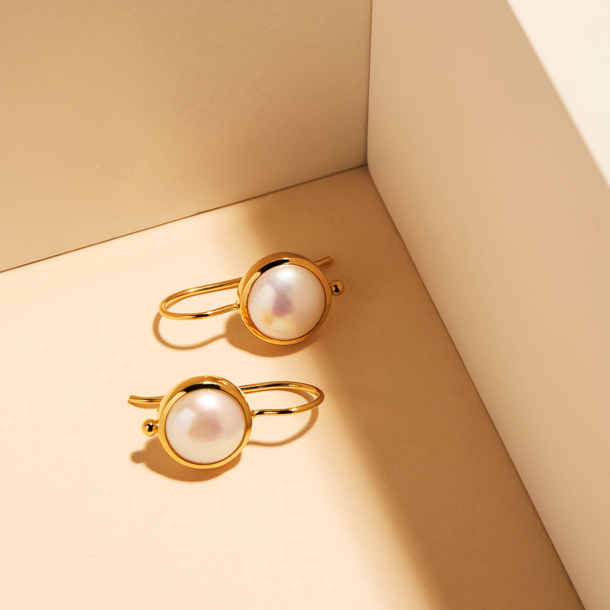 Garland Pearl Earrings